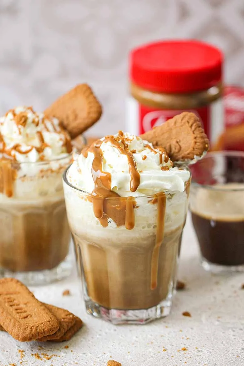 LOTUS LATTE=220 kcal
