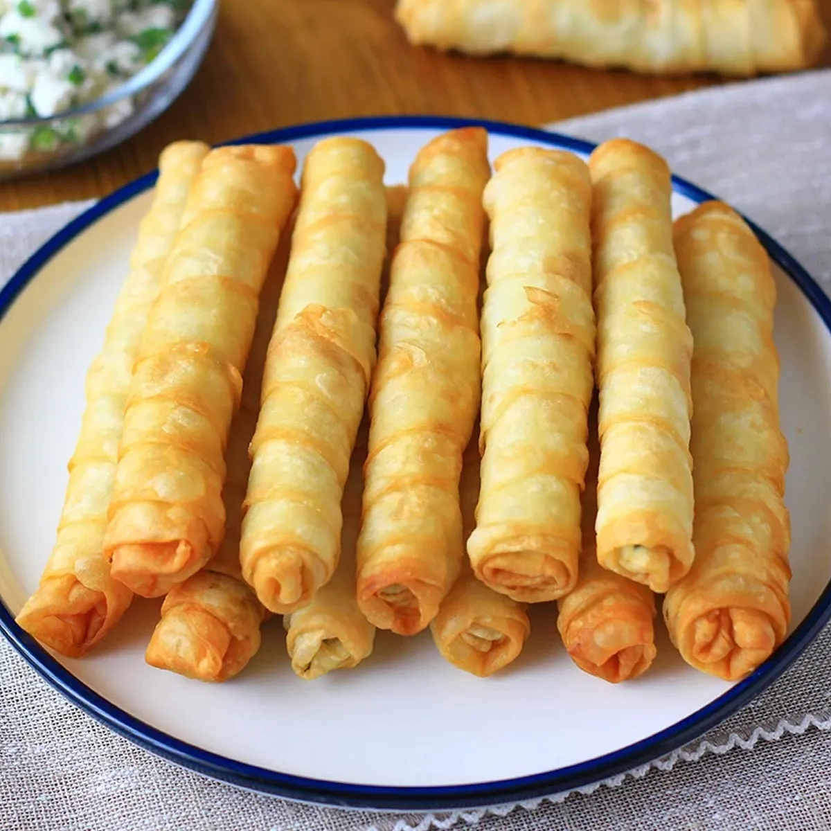SIGARA BÖREĞI=380 kcal