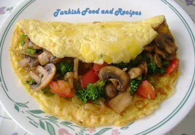 SEBZELI OMLET=260 kcal