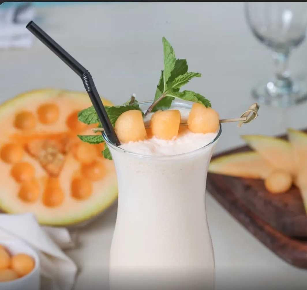 KAVUN MILKSHAKE=340 kcal