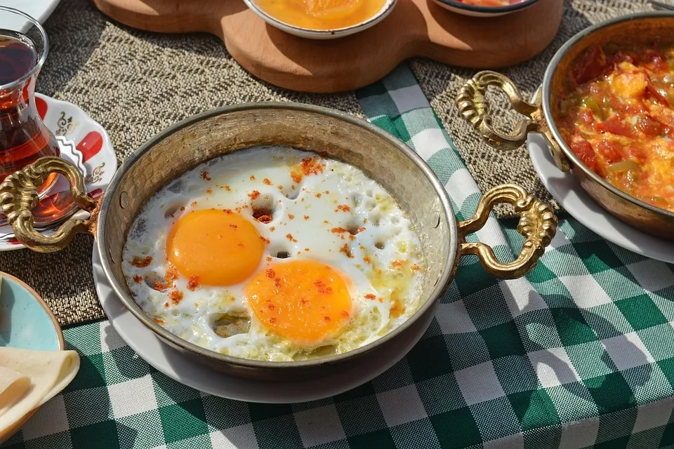 SAHANDA YUMURTA=400 kcal