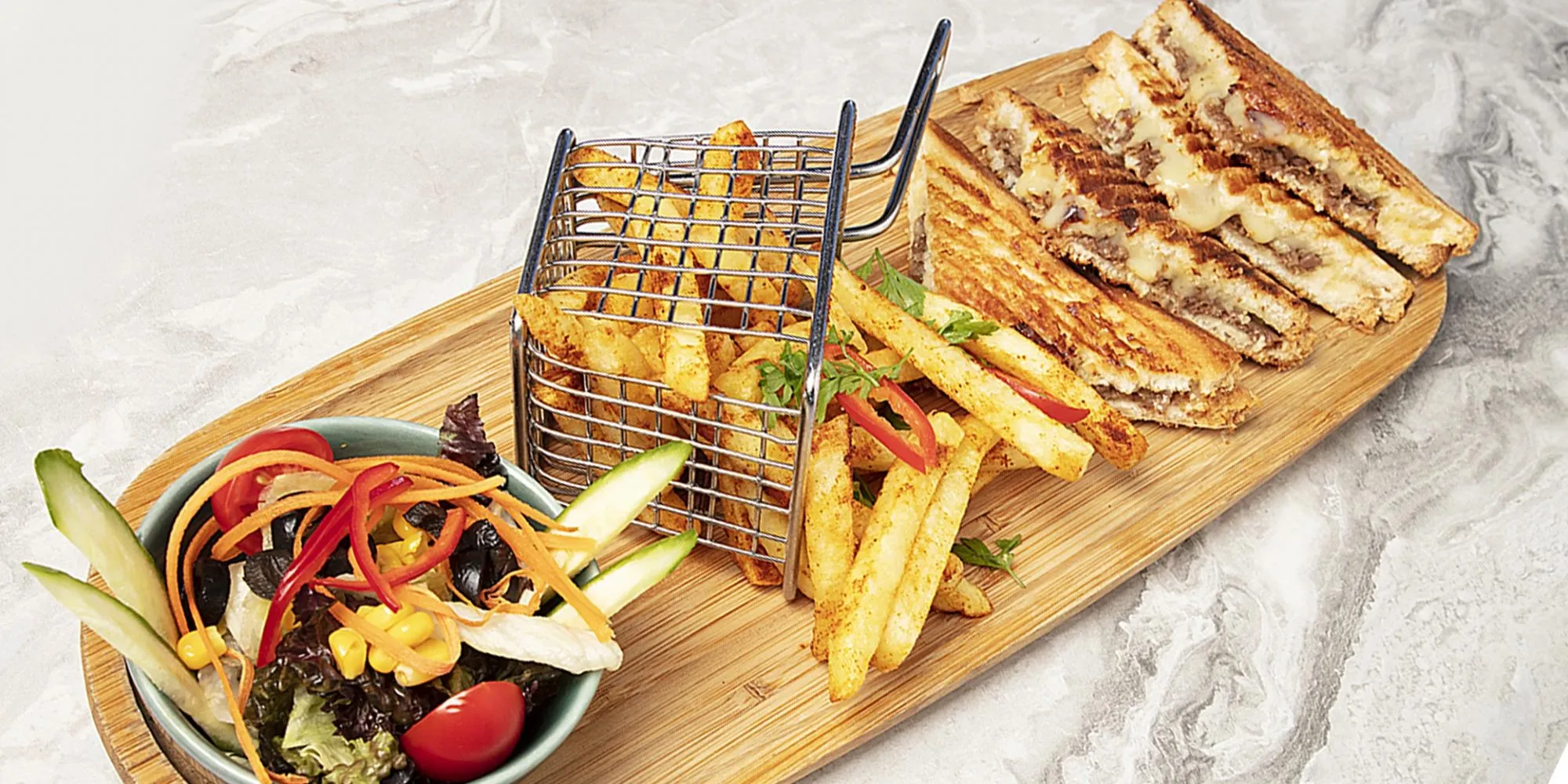 KAVURMALI TOST=480 kcal
